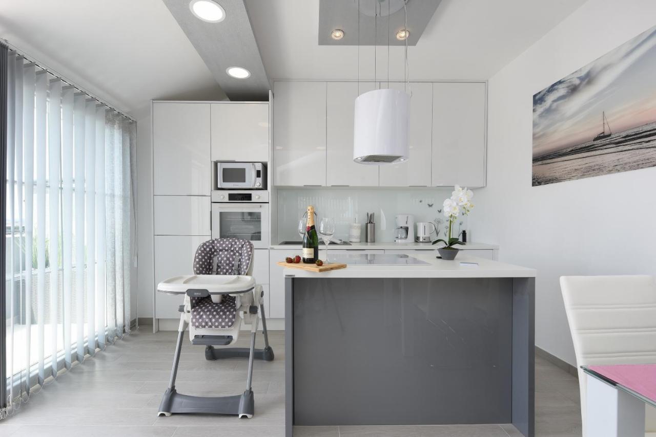 Deluxe Apartman Korina & Ramona Zadar Buitenkant foto