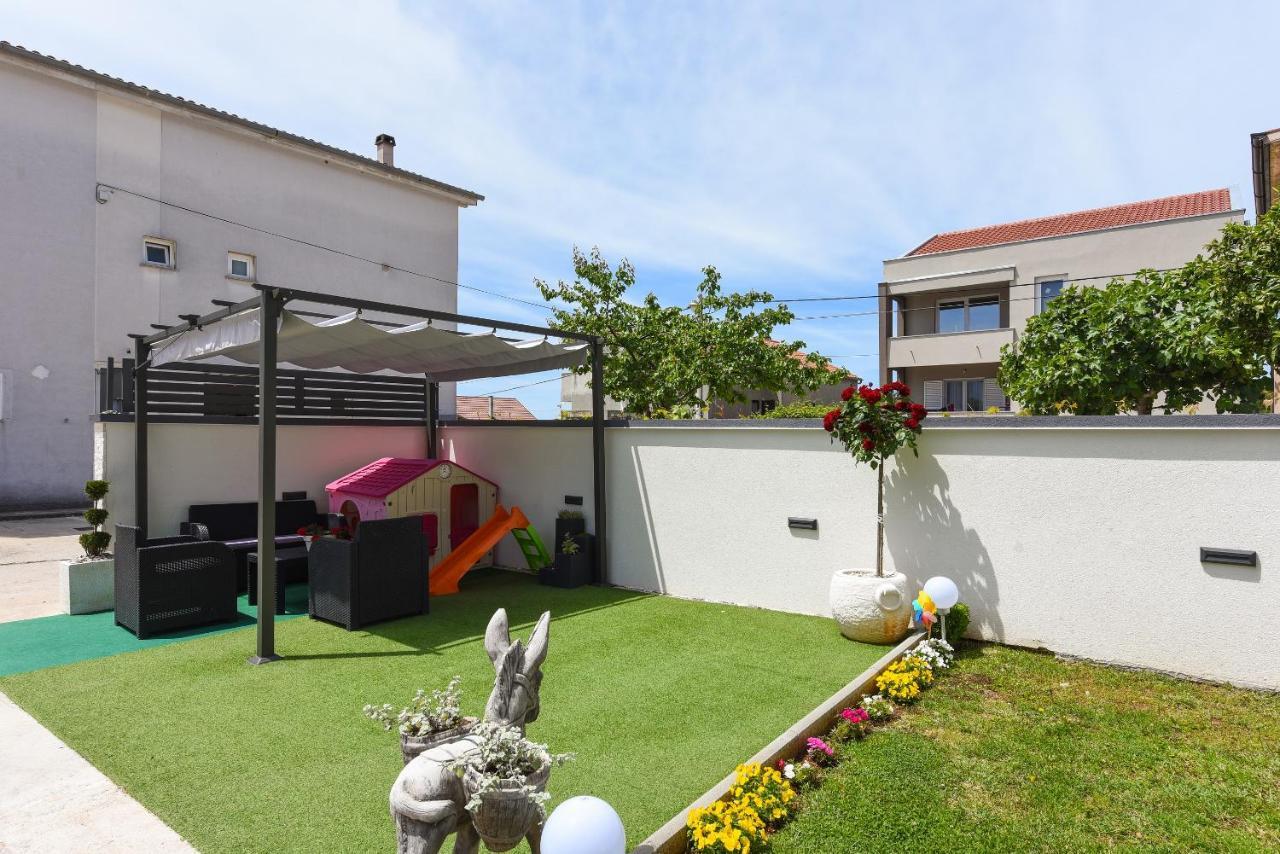 Deluxe Apartman Korina & Ramona Zadar Buitenkant foto